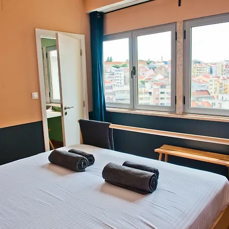 Champagne Vibes In - By Misha's Place 5c Lisboa