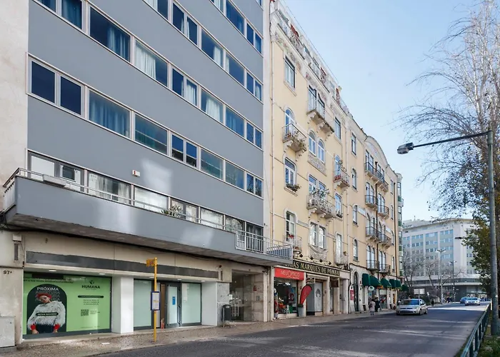 Champagne Vibes In - By Misha's Place 5c Lisboa