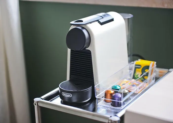 Champagne Vibes In - By Misha's Place 5c شقة